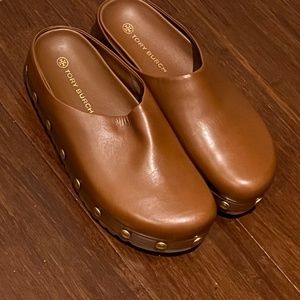Tory Burch clogs
